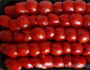 Paistetut tomaatit uunissa: parhaat reseptit valokuvilla