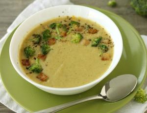 Sūrio sriuba su brokoliais ir pievagrybiais Pievagrybių ir brokolių sriuba